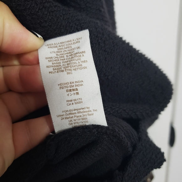 FREE PEOPLE Black Cropped Sweatshirt Top - Picture 6 of 6